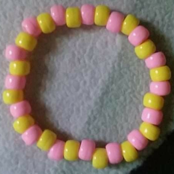 pink and yellow kandi bracelet - Picture 3 of 5